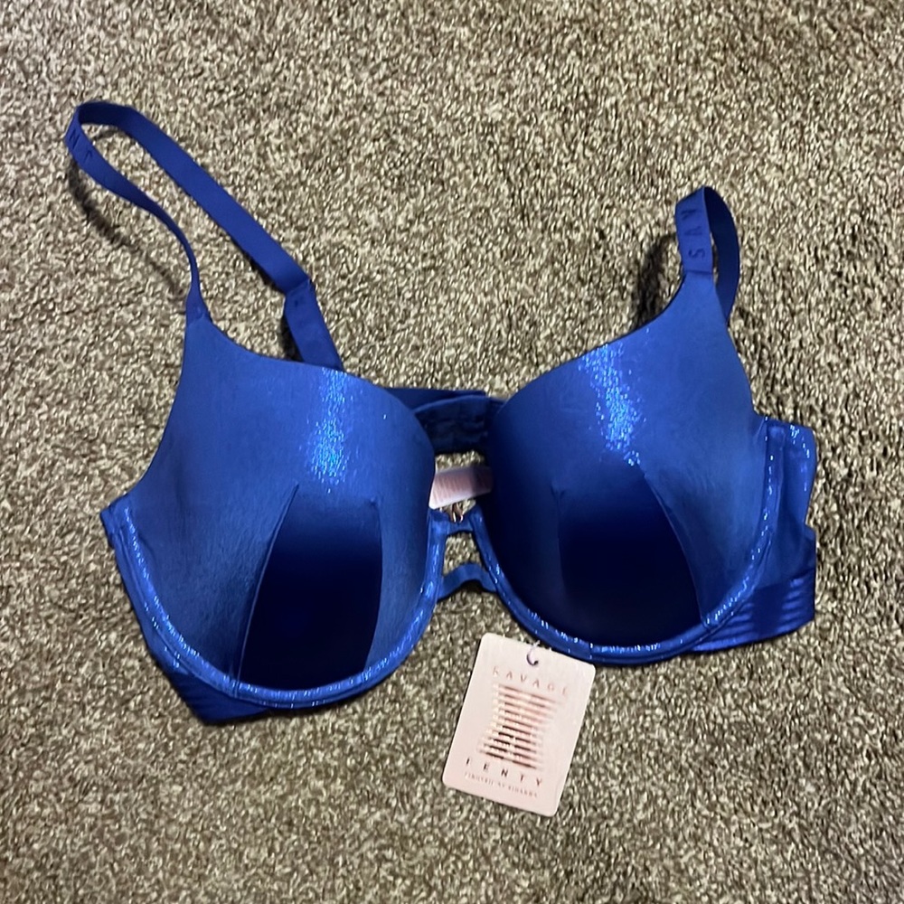 Brand-new never worn Savage x Fenty microfiber tshirt 38D bra (shimmery blue!)